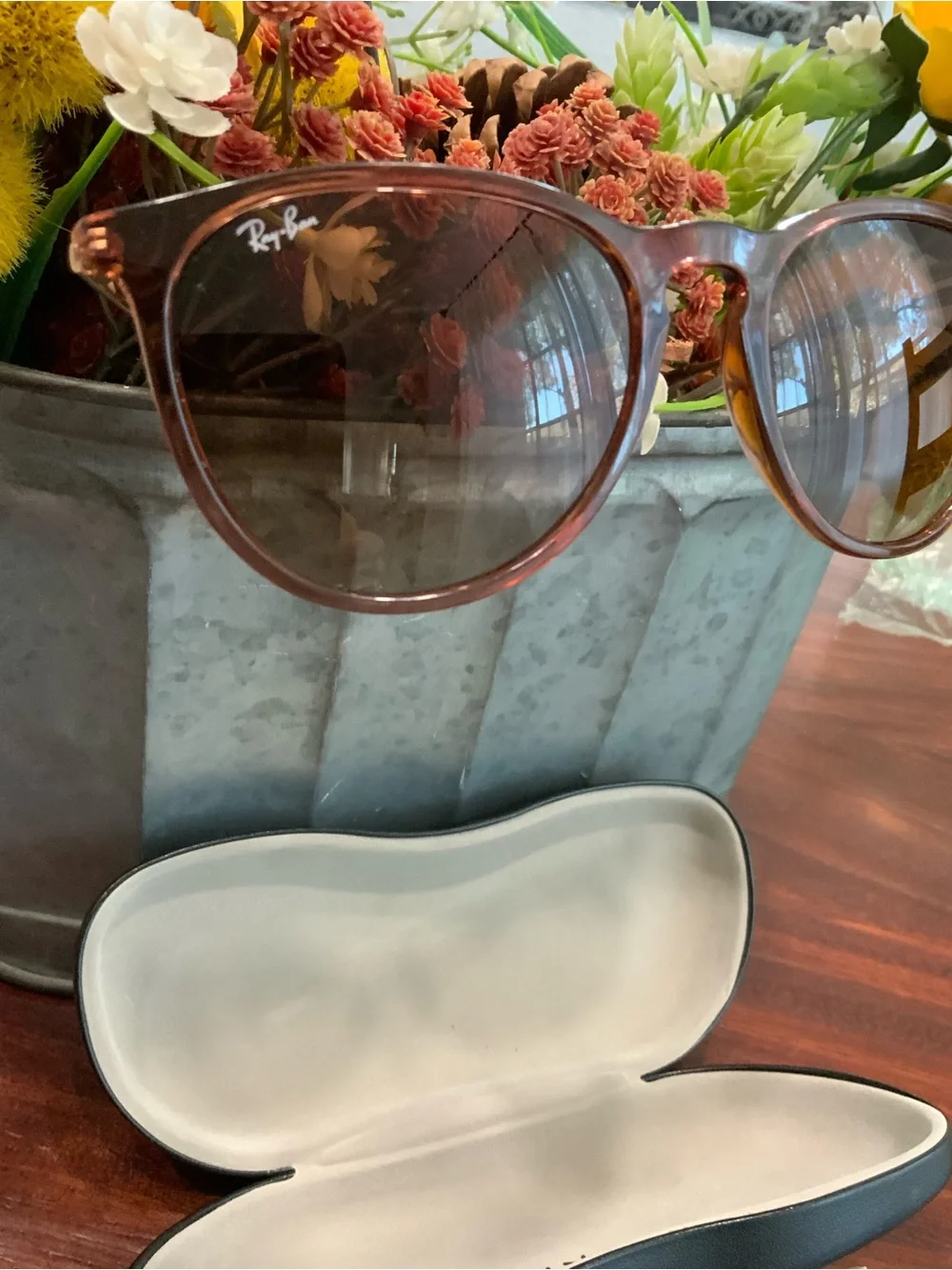 Ray-Ban Women's Tortoiseshell Sunglasses - Brown Lenses